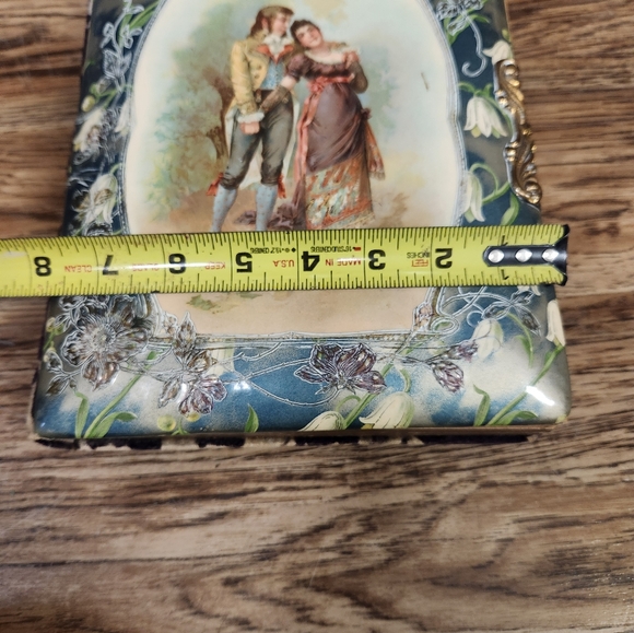 Vtg Victorian Lady & Man CELLULOID PHOTO ALBUM Scrapbook Velvet  Gold Hardware - Picture 8 of 16